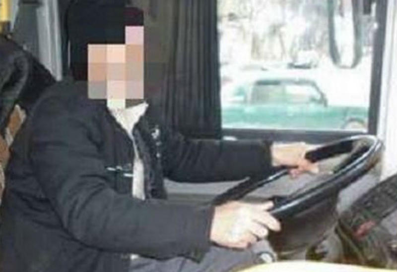 Avtobusda həyəcanlı anlar - Sürücü sükan arxasında öldü