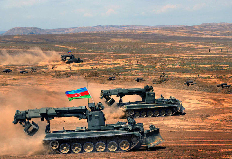 Военное превосходство Азербайджана над Арменией все более очевидно