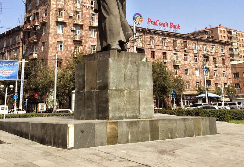 Кровавый Нжде продолжает калечить людей - теперь в Ереване