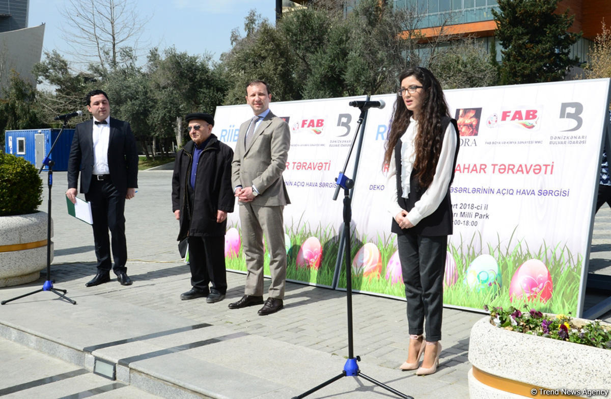 В Баку состоялось награждение победителей выставки "Весенняя свежесть красок"