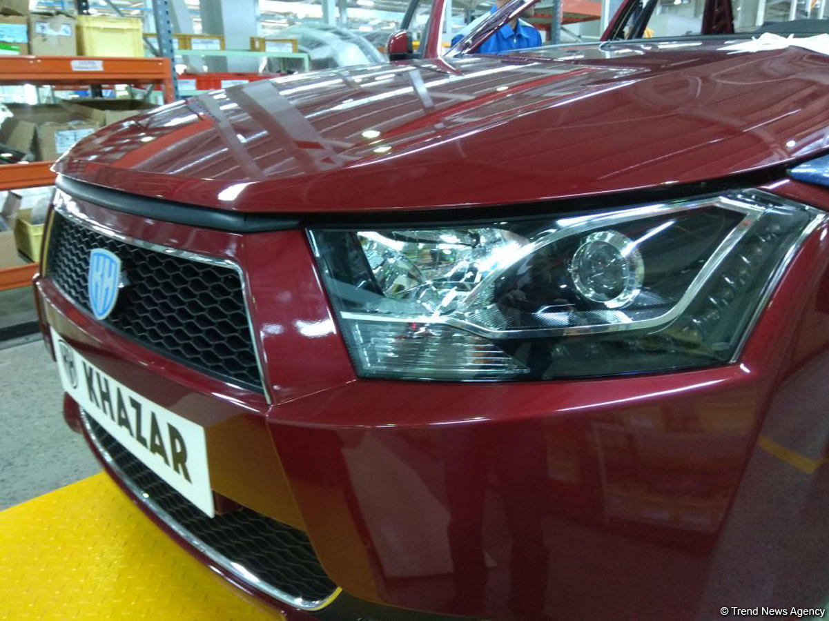 В Азербайджане начался выпуск первых автомобилей совместного с Ираном производства