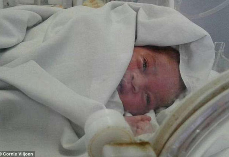 Yeni doğulmuş körpə kanalizasiya quyusunda sağ qaldı