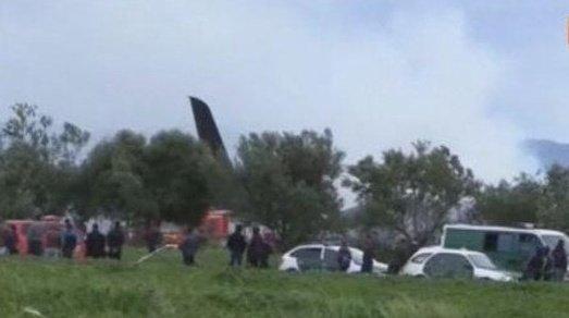 В Алжире разбился самолет, число погибших перевалило за 250
