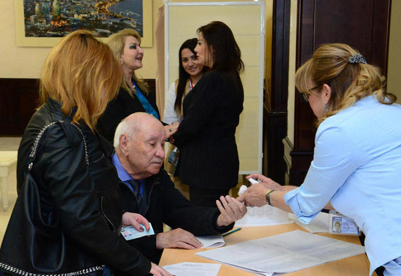 Eston deputat: "Azərbaycanda prezident seçkilərində yüksək seçici fəallığı müşahidə olunub"