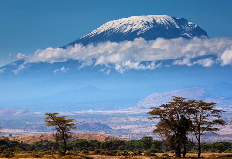 Семилетний альпинист покорил Килиманджаро
