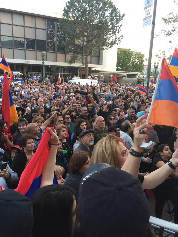 Беспрецедентно многолюдный митинг в Лос-Анджелесе против Саргсяна