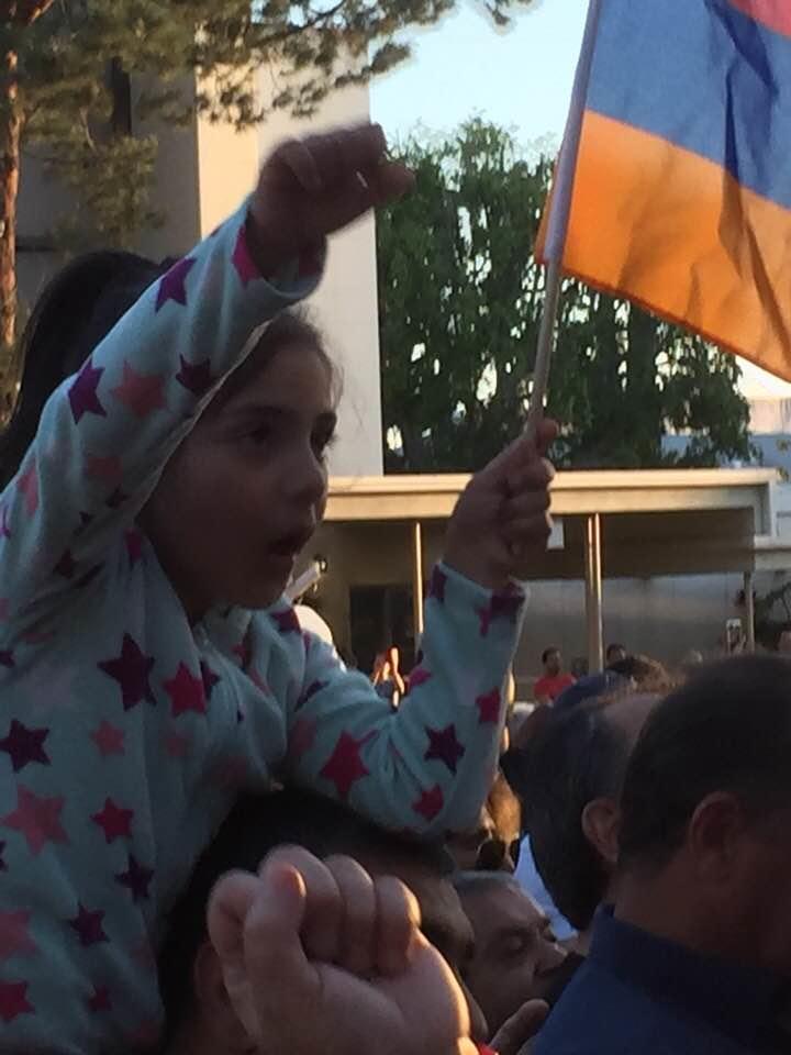 Беспрецедентно многолюдный митинг в Лос-Анджелесе против Саргсяна