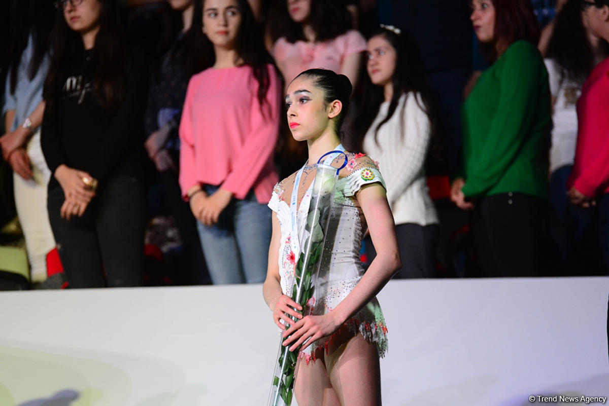 В Баку награждены призеры AGF Junior Trophy в упражнениях с обручем и мячом