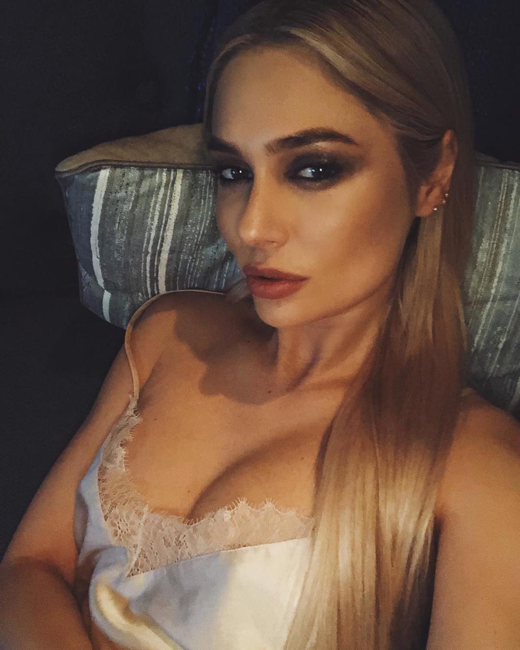 Звезды Instagram Наталья Рудова и Анастасия Решетова на Формуле 1 в Баку
