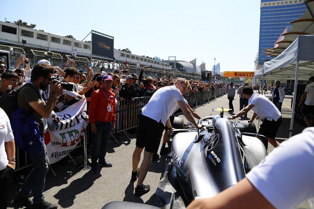 Определились лучшие пилоты практической сессии автогонок в классе FIA Formula-2
