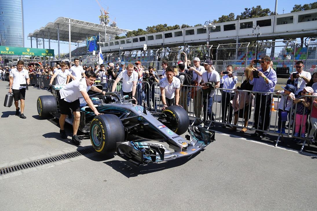 Определились лучшие пилоты практической сессии автогонок в классе FIA Formula-2