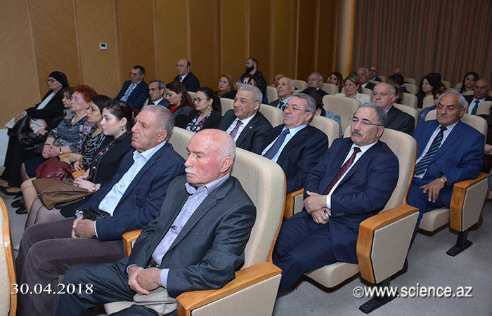 Акиф Ализаде : Своей деятельностью академик Зарифа Алиева высоко подняла авторитет азербайджанской науки