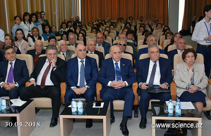 Акиф Ализаде : Своей деятельностью академик Зарифа Алиева высоко подняла авторитет азербайджанской науки