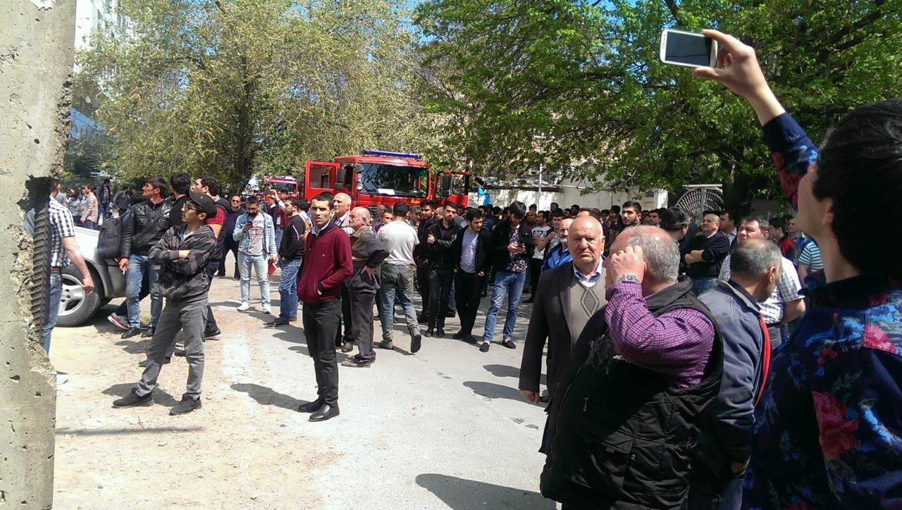 Son dəqiqə: Bakıda güclü yanğın var