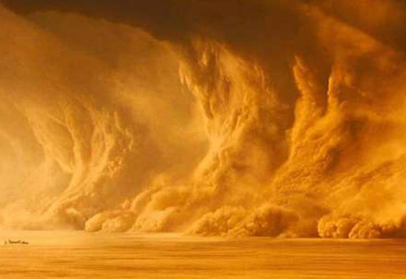 Песчаная буря превратила солнечный день в кромешную ночь всего за пару минут
