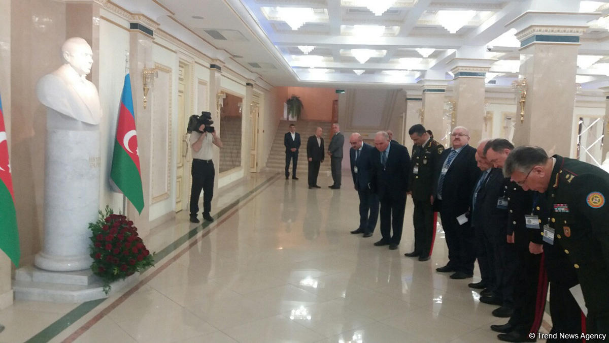 В Культурном центре СГБ Азербайджана прошла научная конференция «Гейдар Алиев - созидатель независимого Азербайджана»