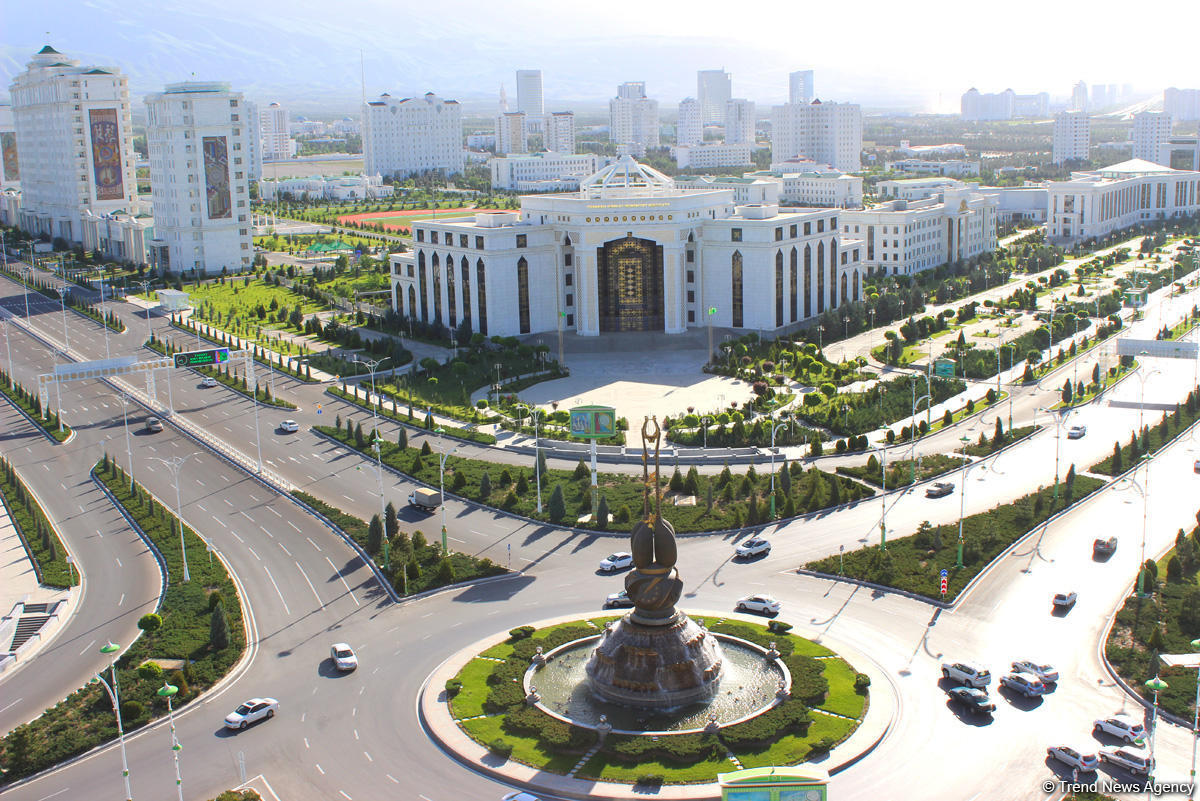 Путешествие азербайджанца в Ашхабад – белый город без черных автомобилей, уникальная архитектура