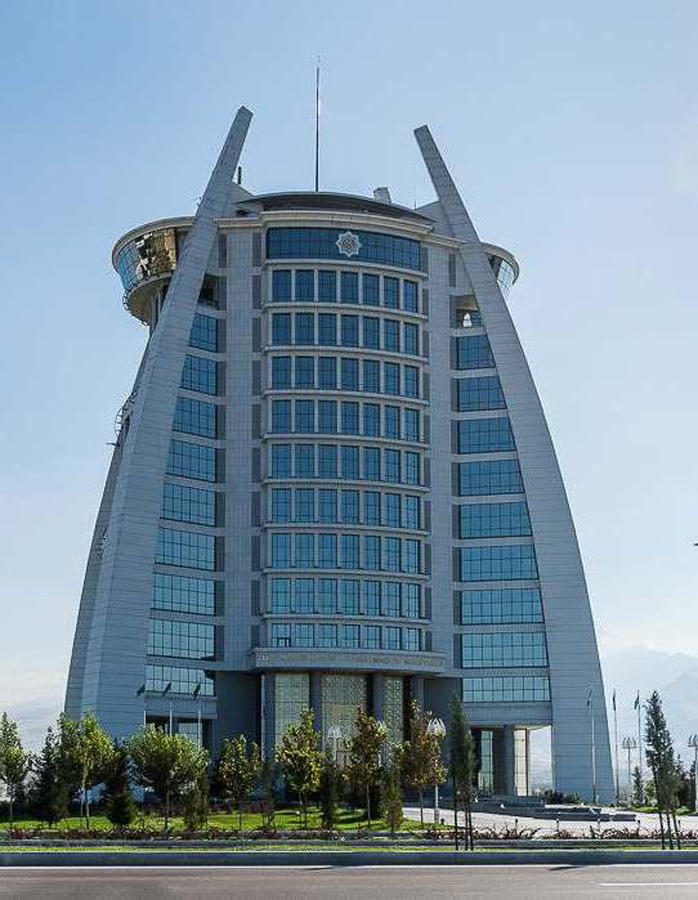 Путешествие азербайджанца в Ашхабад – белый город без черных автомобилей, уникальная архитектура