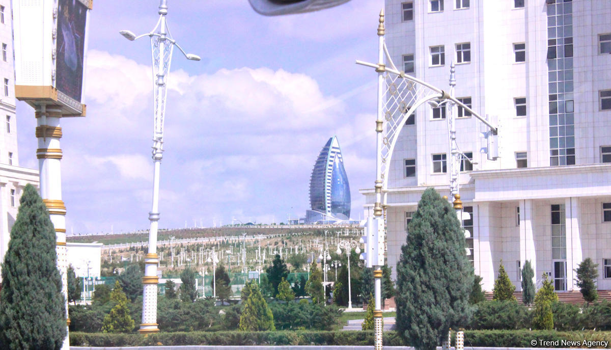 Путешествие азербайджанца в Ашхабад – белый город без черных автомобилей, уникальная архитектура