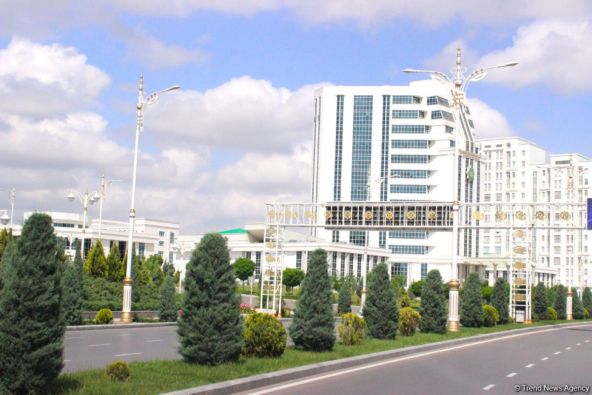 Путешествие азербайджанца в Ашхабад – белый город без черных автомобилей, уникальная архитектура