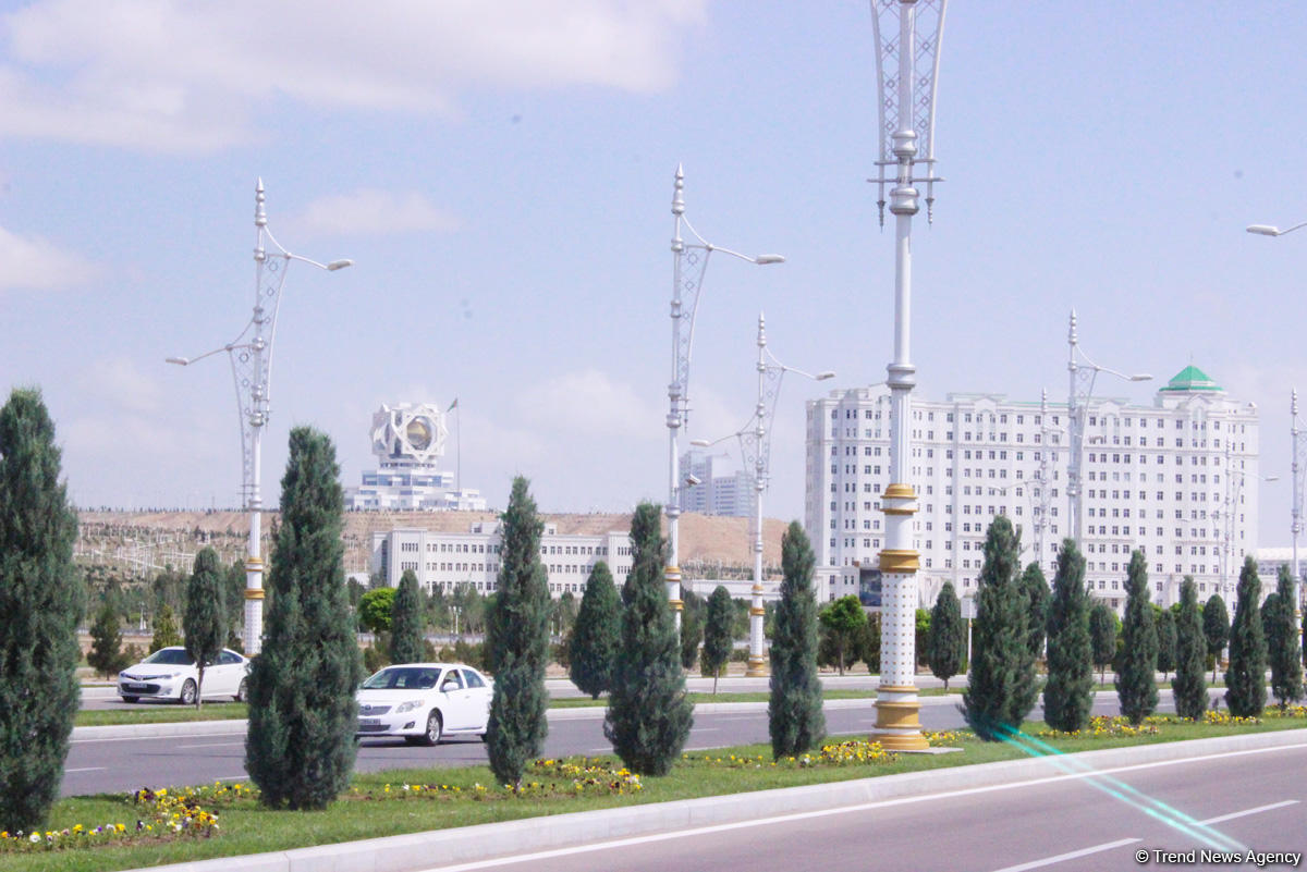 Путешествие азербайджанца в Ашхабад – белый город без черных автомобилей, уникальная архитектура