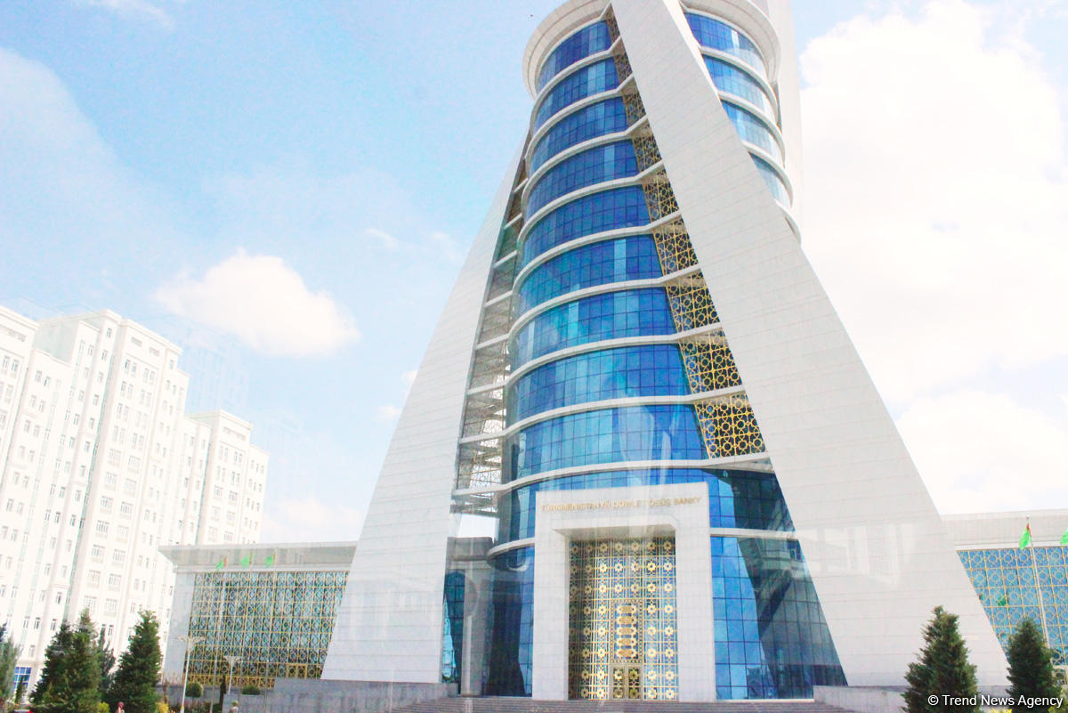 Путешествие азербайджанца в Ашхабад – белый город без черных автомобилей, уникальная архитектура