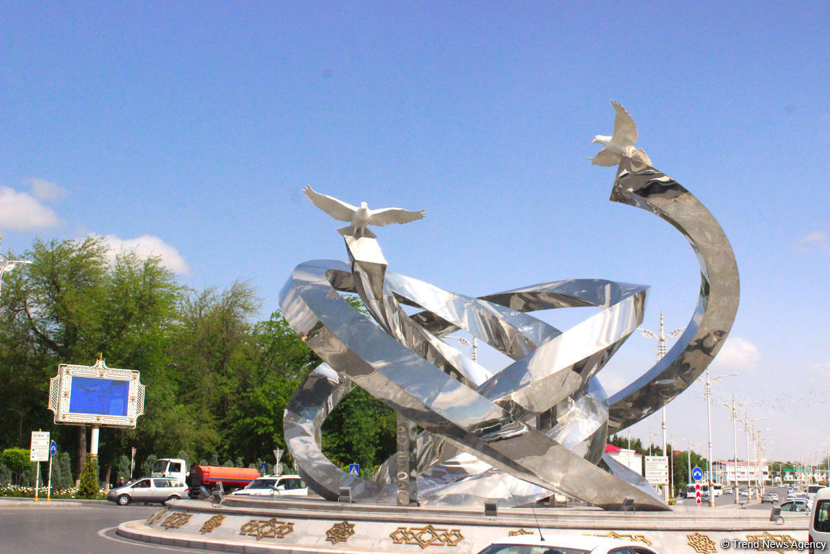 Путешествие азербайджанца в Ашхабад – белый город без черных автомобилей, уникальная архитектура