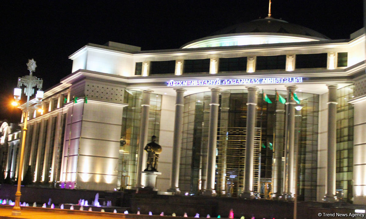 Путешествие азербайджанца в Ашхабад – белый город без черных автомобилей, уникальная архитектура