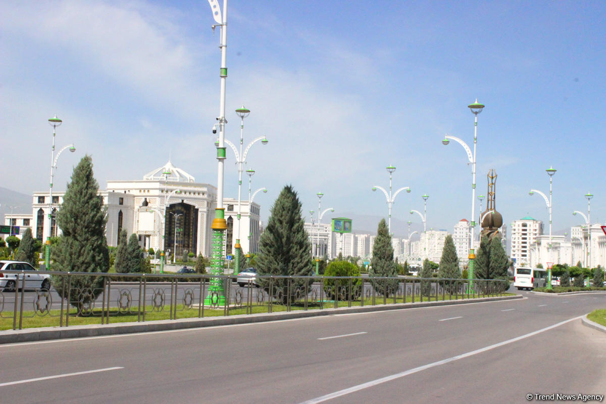 Путешествие азербайджанца в Ашхабад – белый город без черных автомобилей, уникальная архитектура
