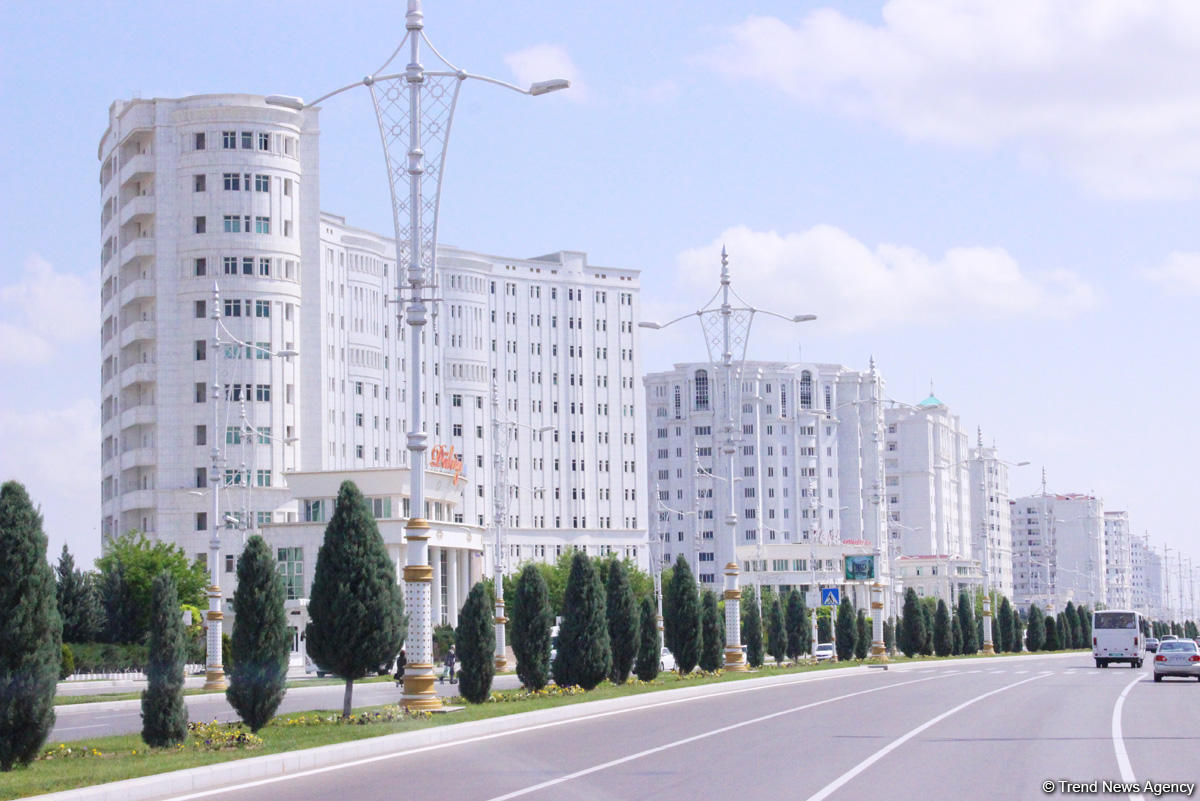 Путешествие азербайджанца в Ашхабад – белый город без черных автомобилей, уникальная архитектура