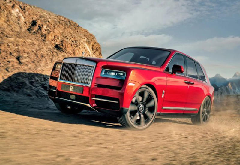 Rolls-Royce показал свой первый в истории внедорожник