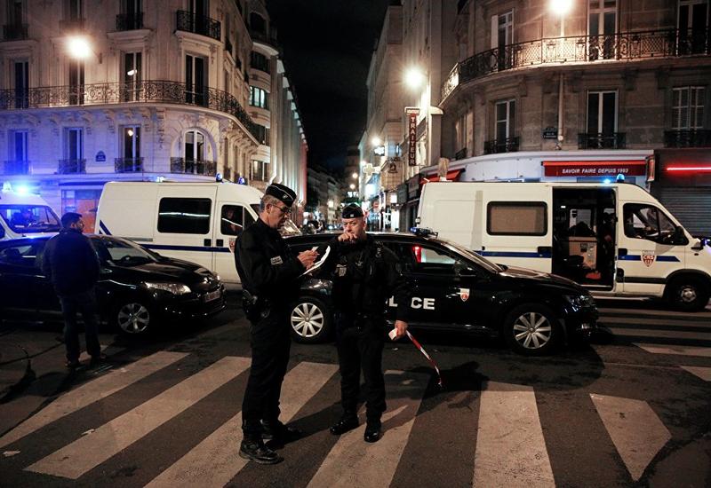 Нападение на прохожих в центре Парижа, один погибший, возможен теракт