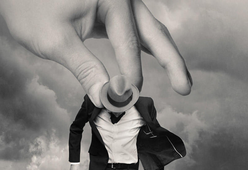 Özlərini tamaha satan iki azərbaycanlı - Oyun faş oldu