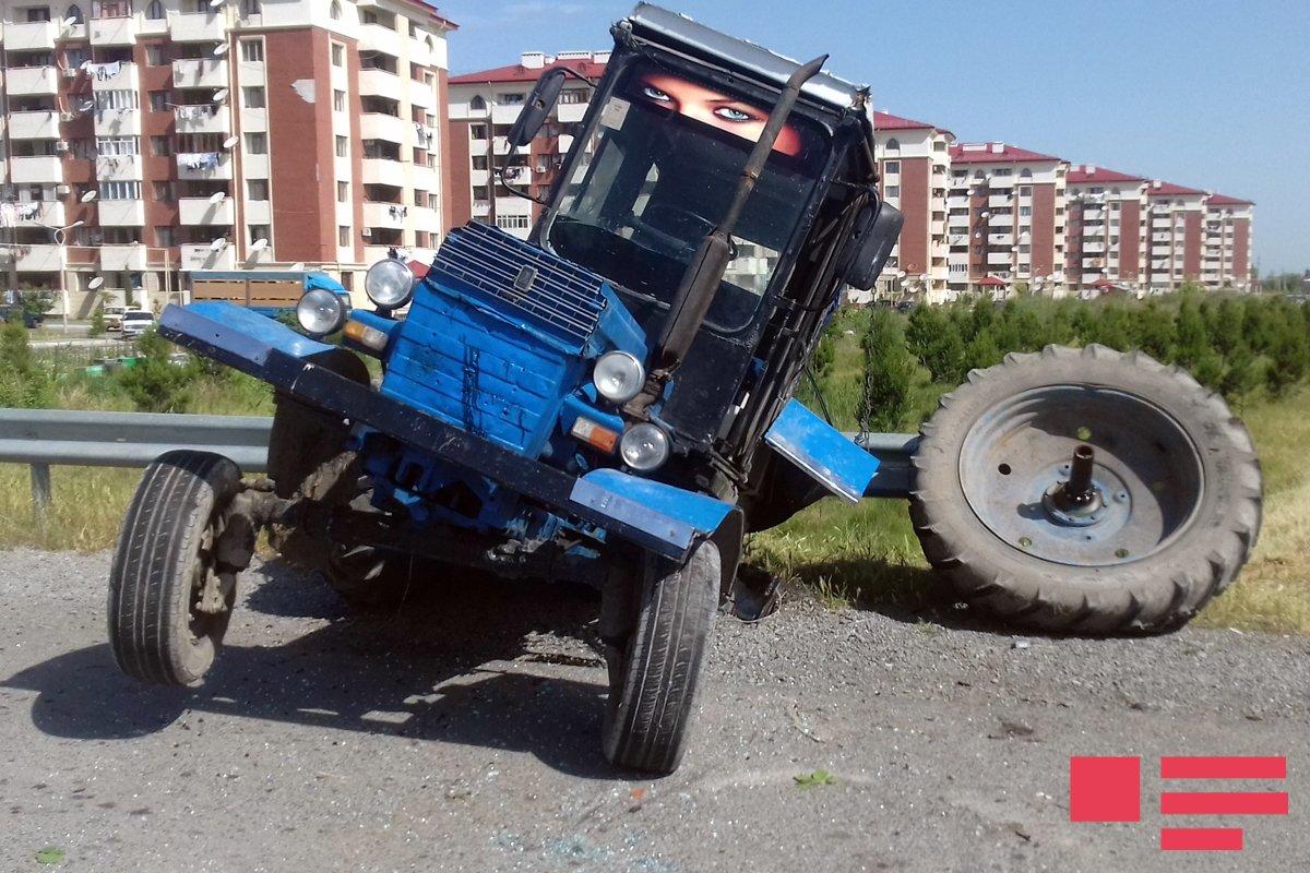 В Барде поезд столкнулся с трактором, есть пострадавшие
