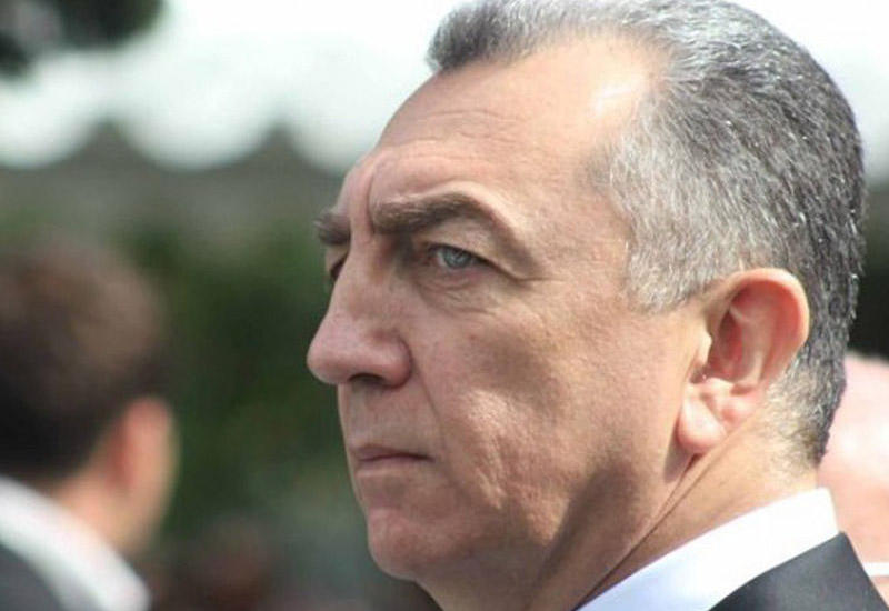 Eldar Əzizovdan Bayılda dağılmış evlərlə bağlı AÇIQLAMA