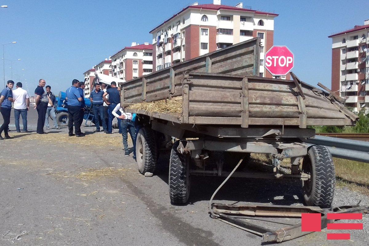 В Барде поезд столкнулся с трактором, есть пострадавшие