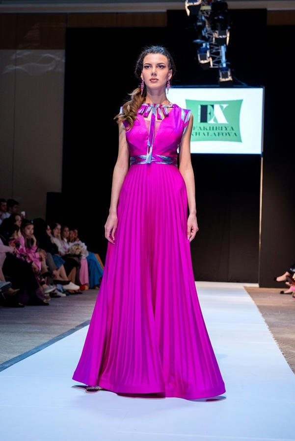 Фахрия Халафова представила символ вечный красоты на Azerbaijan Fashion Week 2018