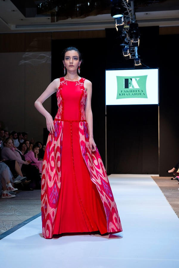 Фахрия Халафова представила символ вечный красоты на Azerbaijan Fashion Week 2018
