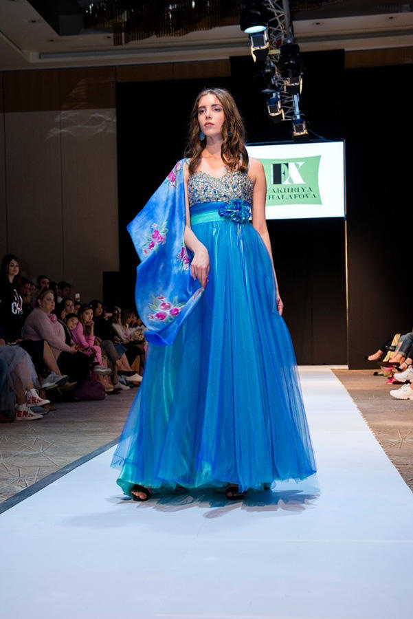 Фахрия Халафова представила символ вечный красоты на Azerbaijan Fashion Week 2018