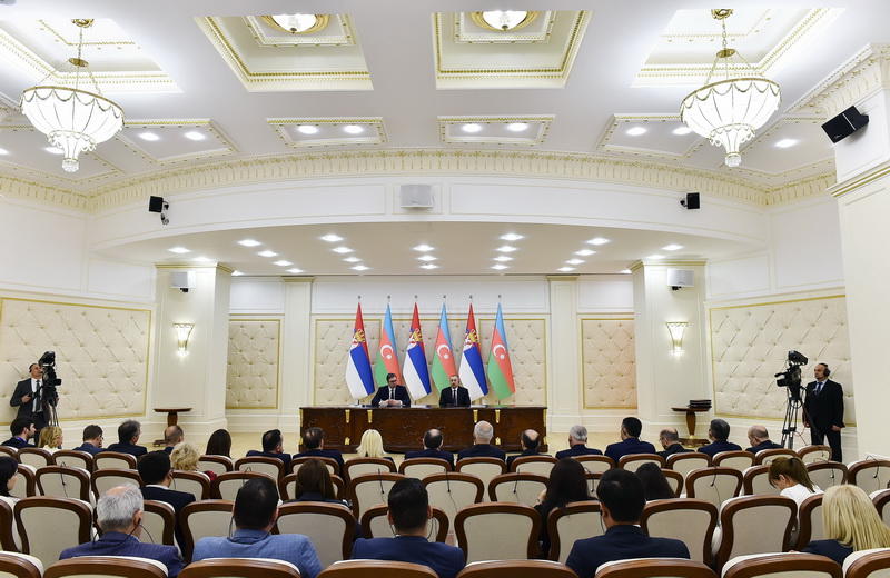 Президенты Азербайджана и Сербии выступили с заявлениями для печати