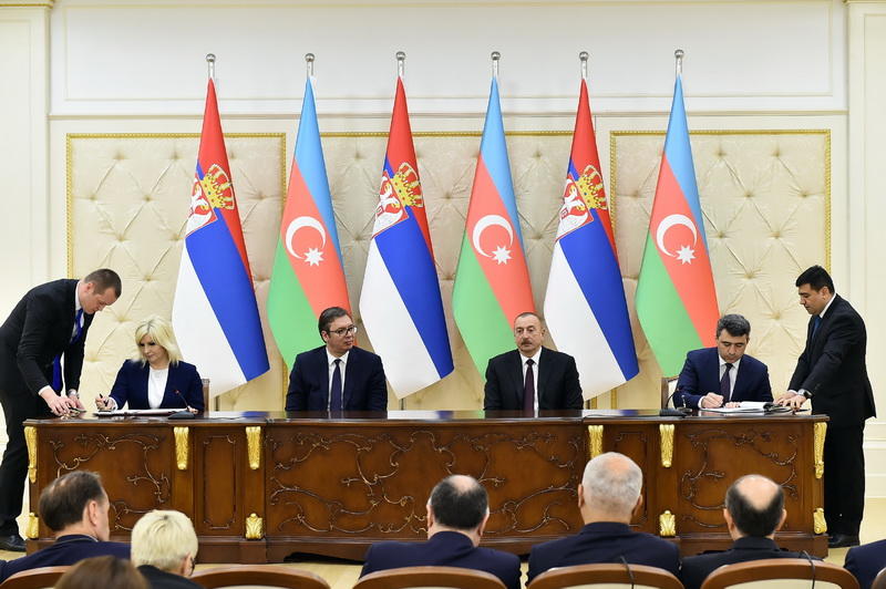 Президенты Азербайджана и Сербии выступили с заявлениями для печати