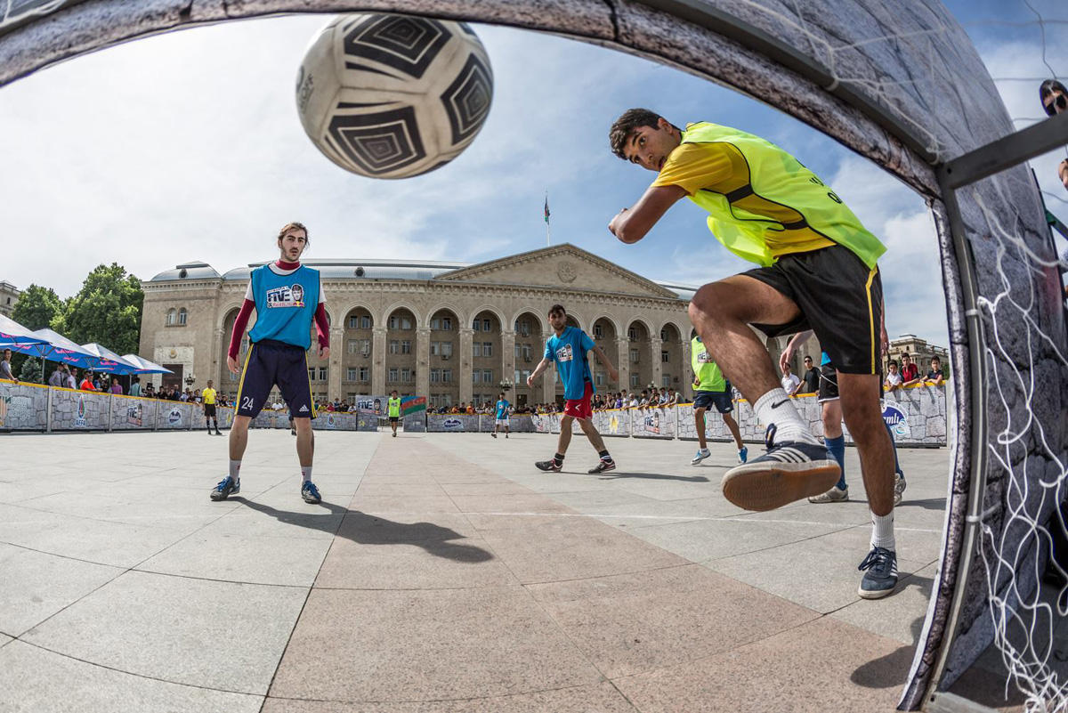 В Гяндже завершился отборочный тур футбольного турнира Neymar Jr’s Five