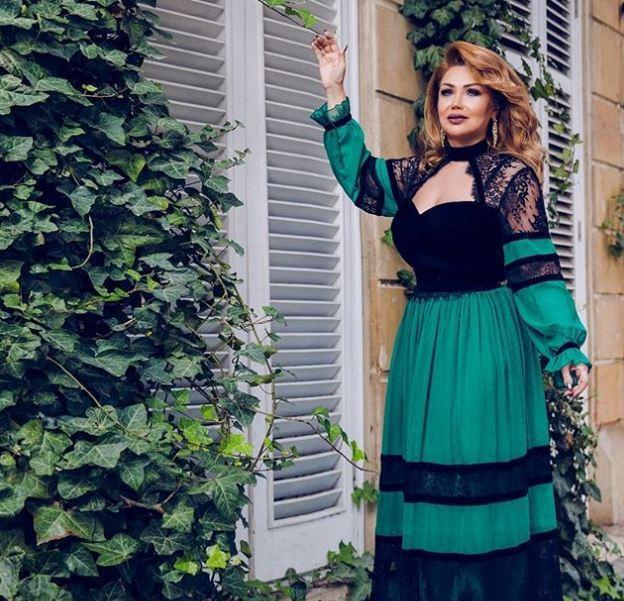 Könül Kərimovanın fotoşoplu və fotoşopsuz halı