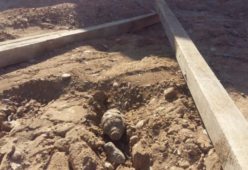 На ж/д станции в Баку обнаружена граната