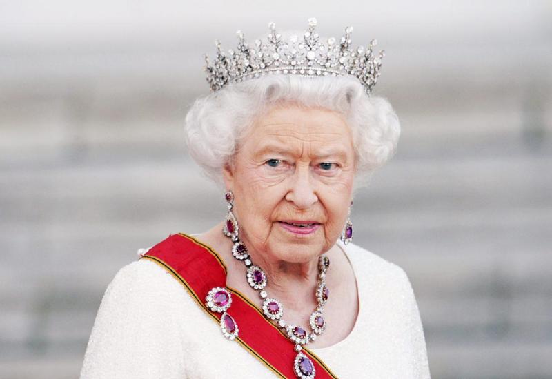 Елизавета II поздравила Президента Ильхама Алиева