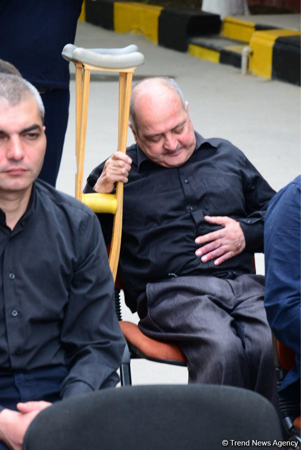 В лечебном учреждении Пенитенциарной службы минюста Азербайджана освобождены 17 заключенных