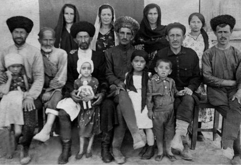 Любовь и уважение: как чеченцы воспитывают своих детей