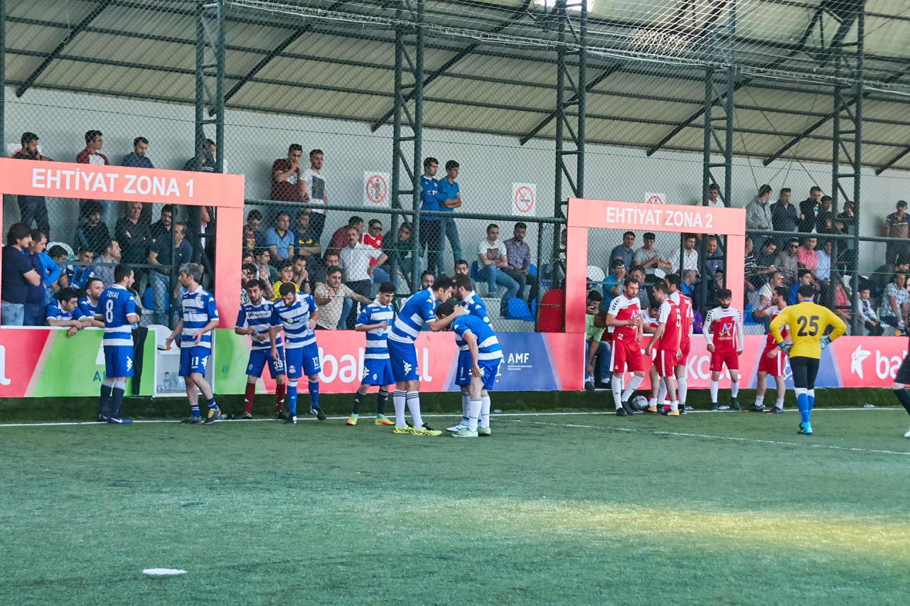В Баку прошел последний день Весеннего Кубка Azfar Business League по мини-футболу