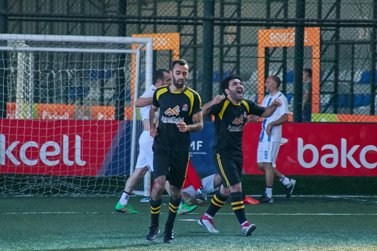 В Баку прошел последний день Весеннего Кубка Azfar Business League по мини-футболу