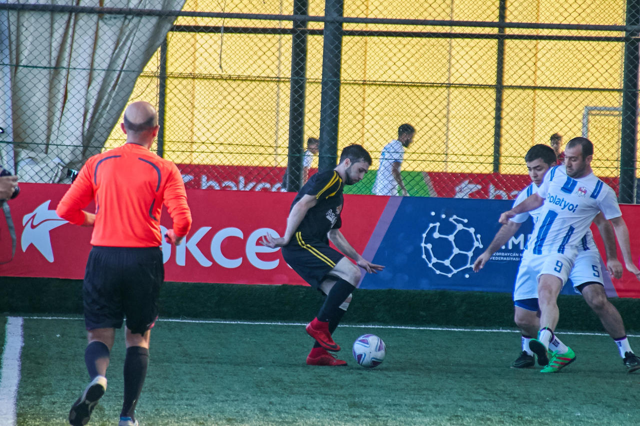 В Баку прошел последний день Весеннего Кубка Azfar Business League по мини-футболу